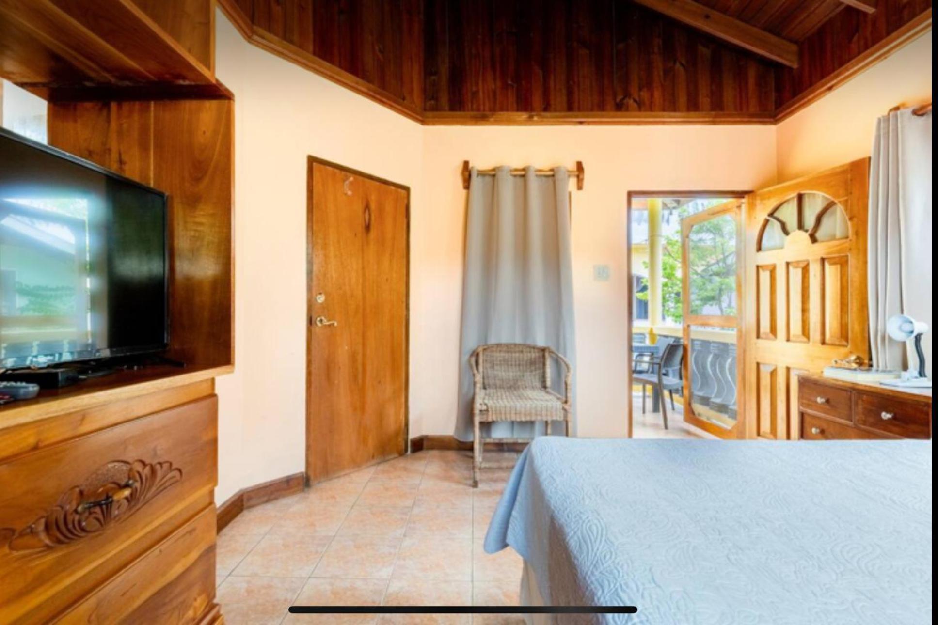 R&V Villa Негрил Экстерьер фото